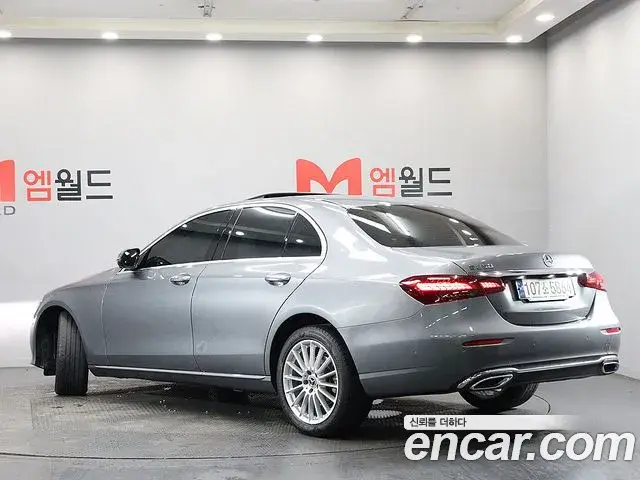 Mercedes-Benz E-Class 2023 — Şəkil 4/20