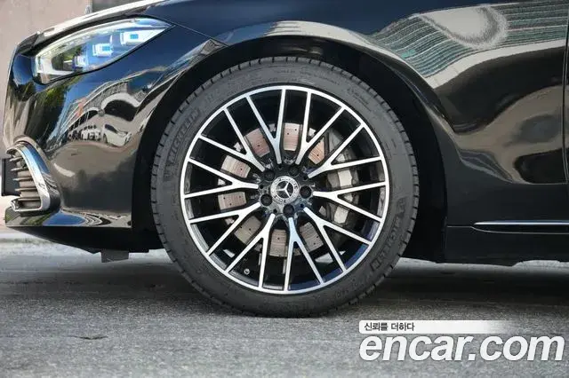 Mercedes-Benz S-Class 2022 — Фото 4/20