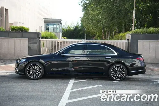 Mercedes-Benz S-Class 2022 — Фото 10/20