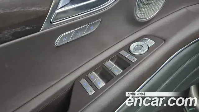 Genesis GV80 2020 — ფოტო 12/32