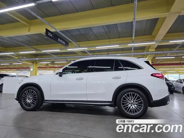Mercedes-Benz GLC-Class 2025 — ფოტო 11/17