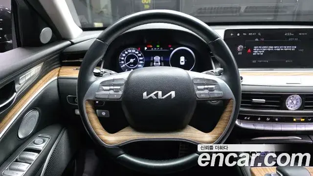 Kia The K9 2023 — Photo 13/20