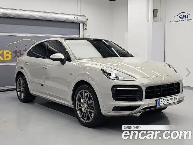 Porsche Cayenne 2020 — Şəkil 18/20