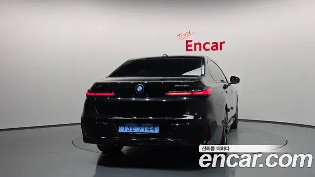 BMW i7 2024 — Şəkil 6/20