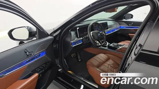 BMW i7 2024 — Şəkil 11/20