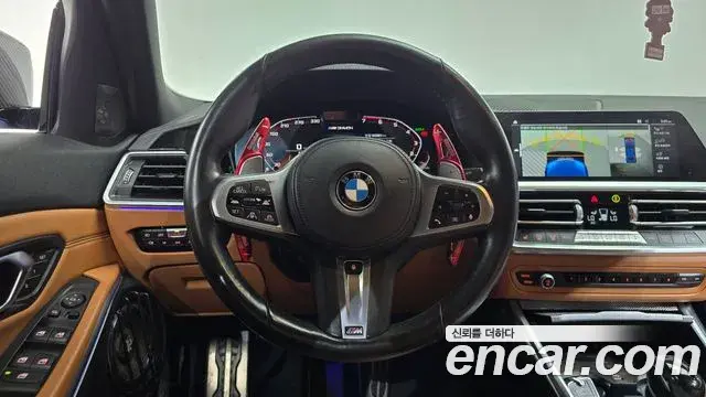 BMW 3 Series 2019 — Фото 12/20