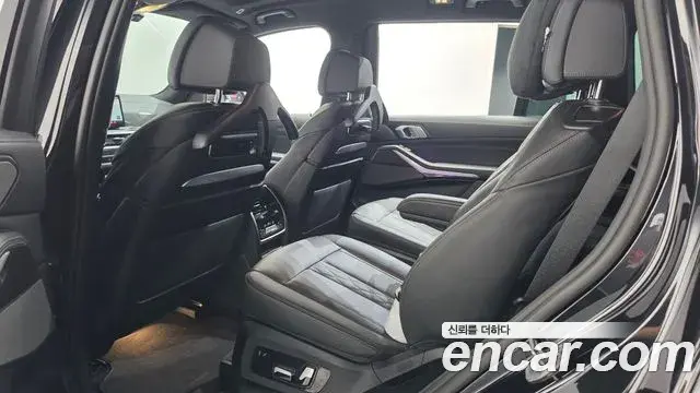 BMW X7 2024 — ფოტო 11/20