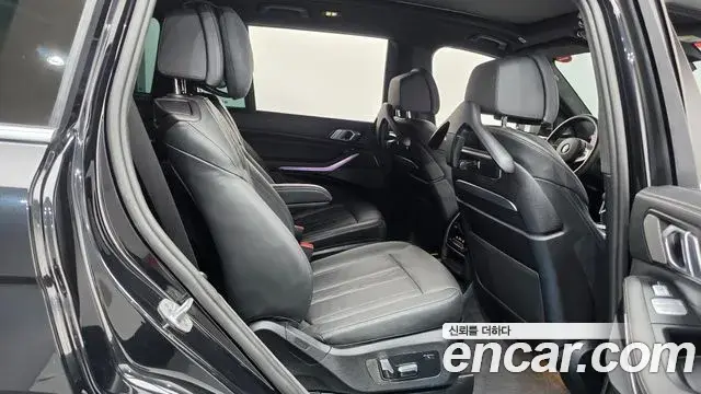 BMW X7 2024 — ფოტო 12/20
