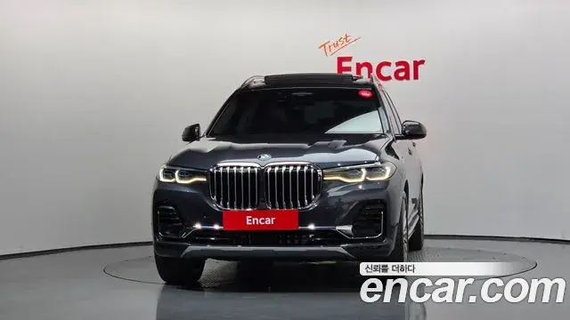 BMW X7 2022 — Photo 3/20