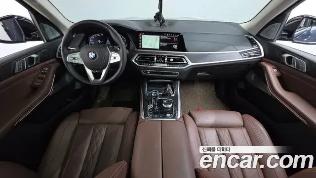 BMW X7 2022 — Photo 12/20