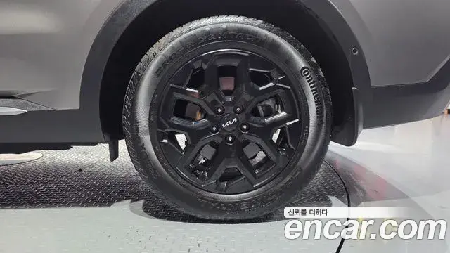 Kia Sorento 2025 — Şəkil 25/30