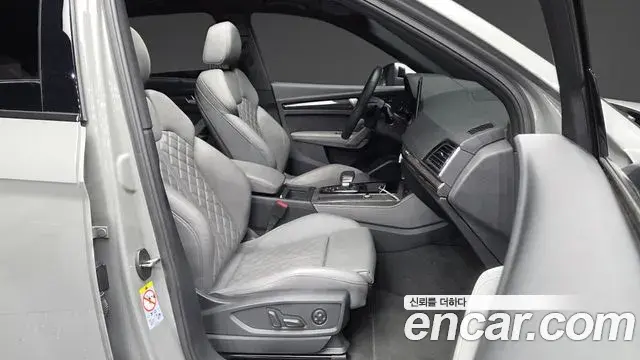Audi Q5 2021 — Фото 11/20