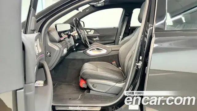Mercedes-Benz GLE-Class 2026 — Фото 11/20