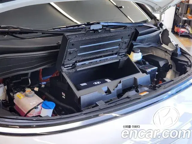 Hyundai Staria 2026 — Photo 19/20