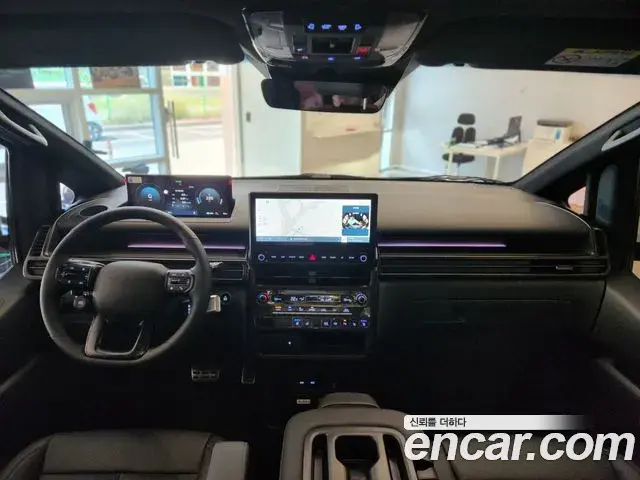 Hyundai Staria 2026 — Photo 15/20