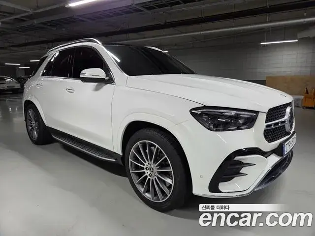 Mercedes-Benz GLE-Class 2025 — Фото 10/17