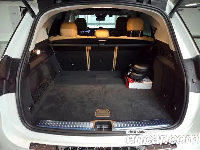 Mercedes-Benz GLE-Class 2025 — Фото 14/17
