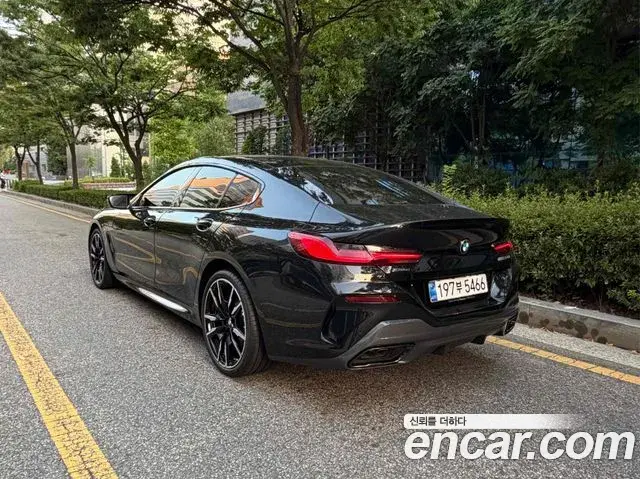 BMW 8 Series 2026 — Şəkil 1/12