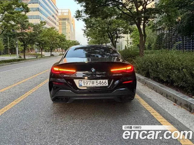 BMW 8 Series 2026 — Şəkil 6/12