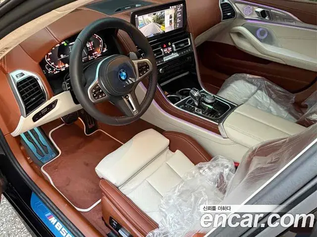 BMW 8 Series 2026 — Şəkil 7/12