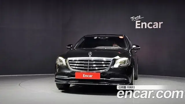 Mercedes-Benz S-Class 2019 — Photo 3/20