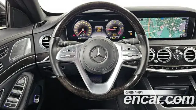 Mercedes-Benz S-Class 2019 — Photo 13/20