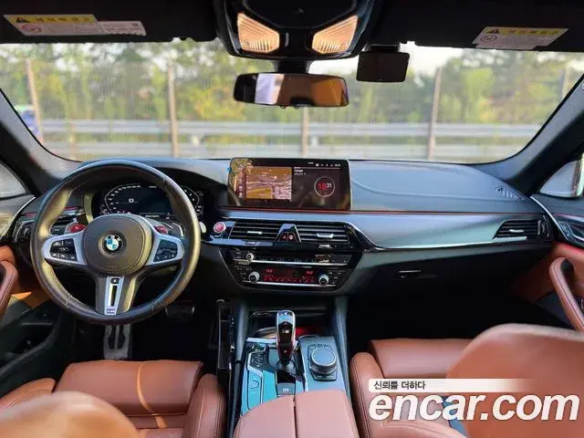 BMW M5 2020 — ფოტო 16/20