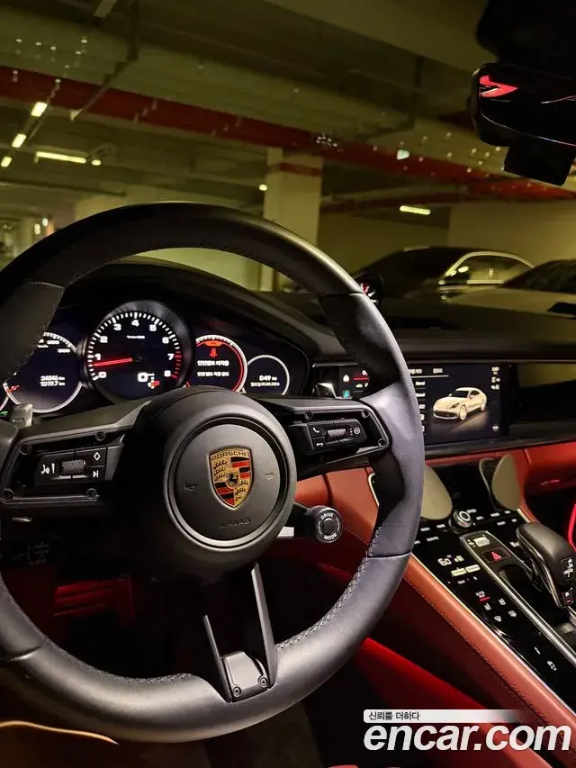 Porsche Panamera 2023 — Photo 10/12