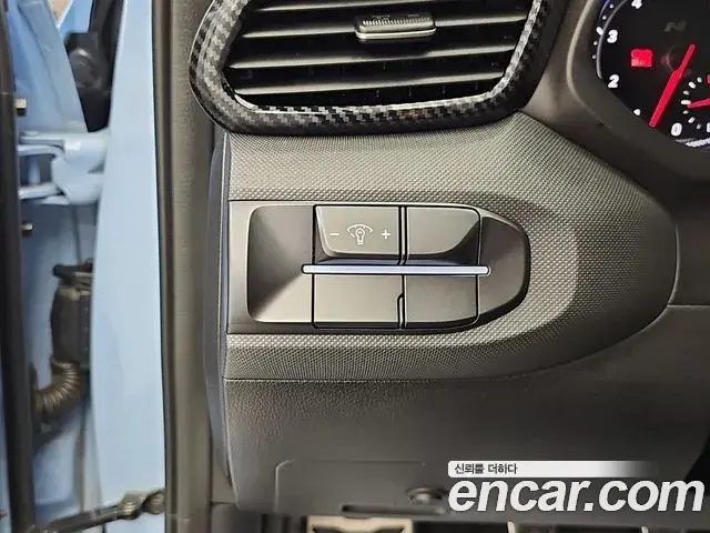 Hyundai Veloster 2020 — Фото 17/18