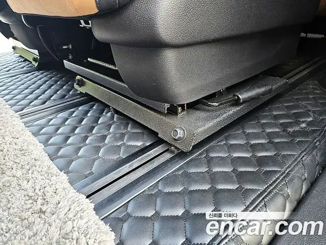 Kia Carnival 2022 — Фото 16/20