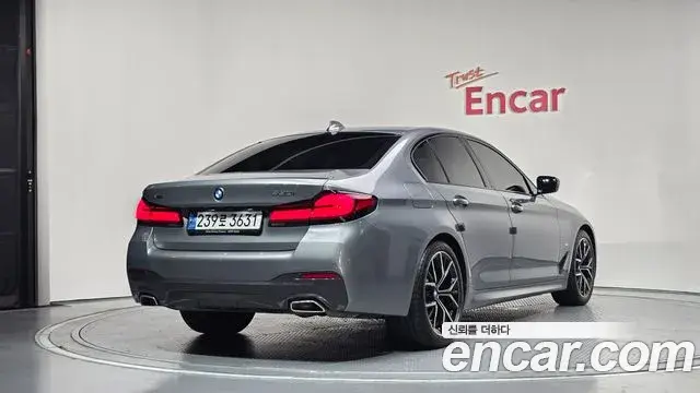 BMW 5 Series 2023 — ფოტო 10/35