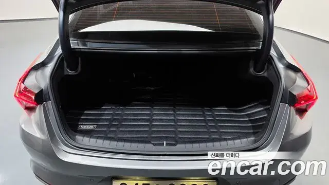 Kia K8 2022 — ფოტო 28/34