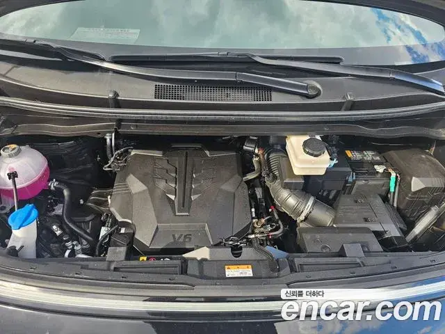 Hyundai Staria 2026 — Şəkil 19/20