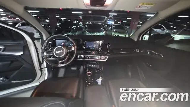 Kia Sportage 2022 — Фото 14/18