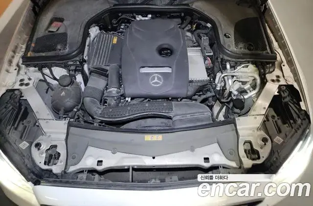 Mercedes-Benz E-Class 2018 — Photo 1/13
