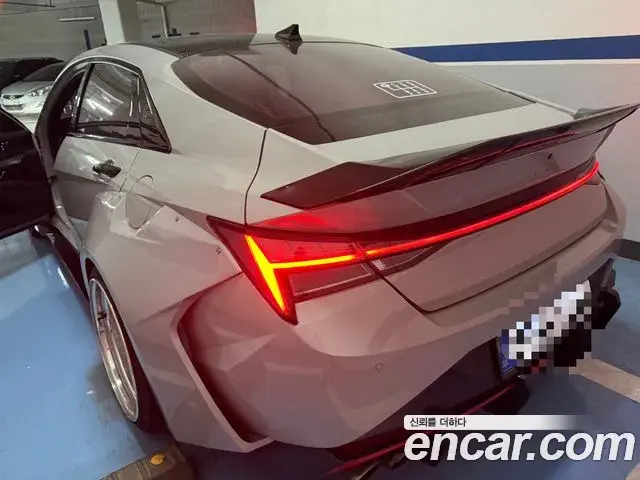 Hyundai Avante 2021 — Фото 1/11