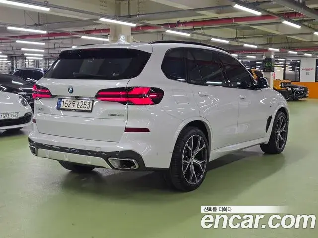 BMW X5 2024 — Photo 8/20