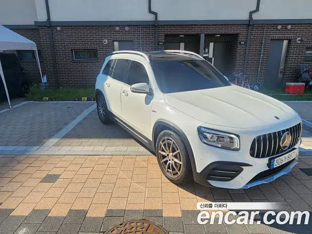 Mercedes-Benz GLB-Class 2023 — Фото 3/10