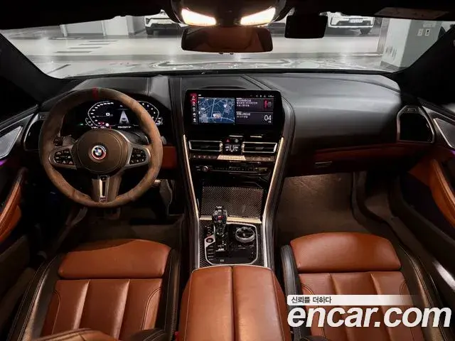 BMW 8 Series 2023 — Фото 10/20