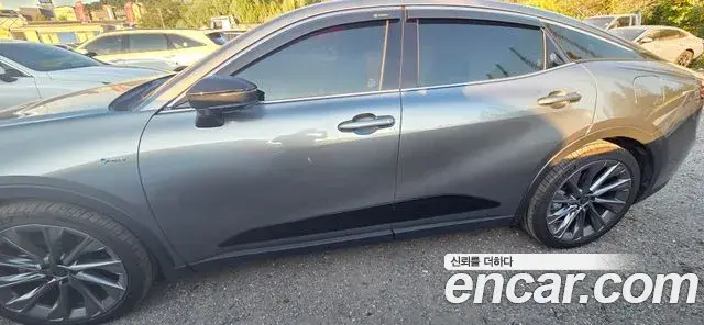 Toyota Crown Crossover 2025 — Şəkil 12/16