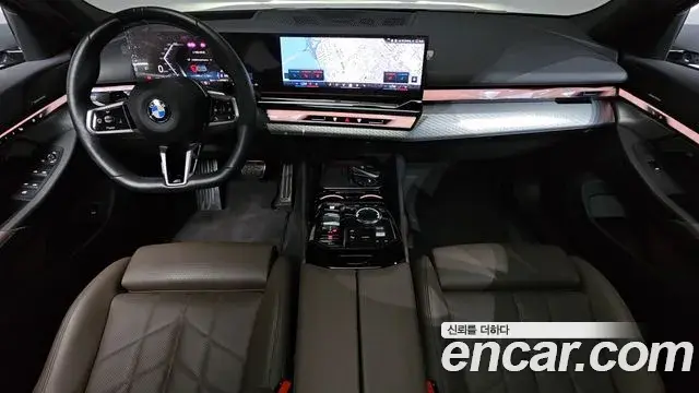 BMW 5 Series 2024 — ფოტო 6/36