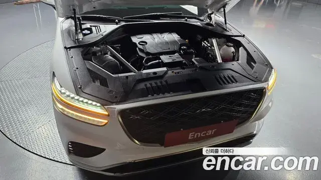 Genesis GV70 2025 — ფოტო 15/30