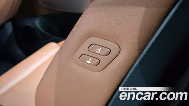 Genesis GV70 2025 — ფოტო 7/30