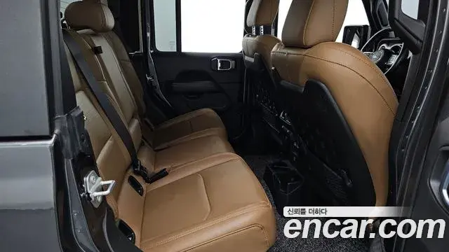 Jeep Gladiator 2021 — Şəkil 25/31