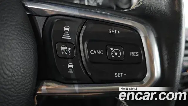 Jeep Gladiator 2021 — Şəkil 15/31