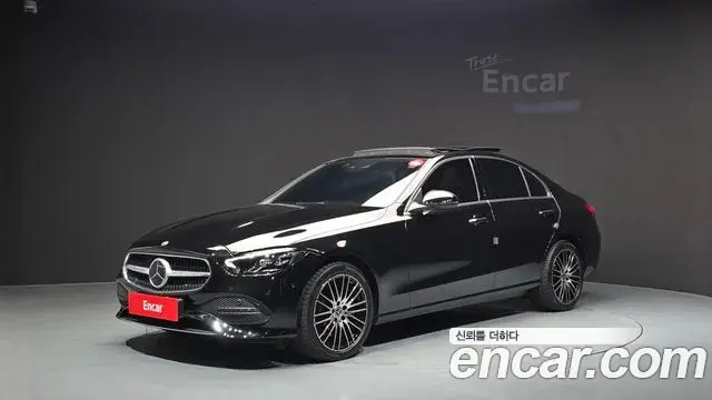 Mercedes-Benz C-Class 2022 — Photo 5/31
