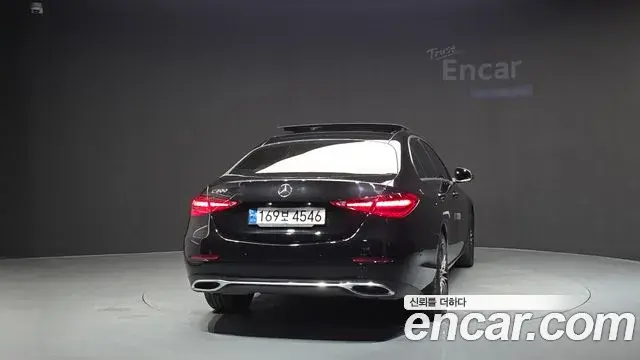 Mercedes-Benz C-Class 2022 — Photo 11/31