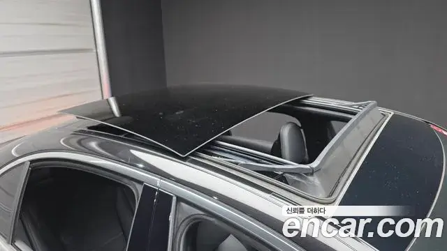 Mercedes-Benz C-Class 2022 — Photo 24/31