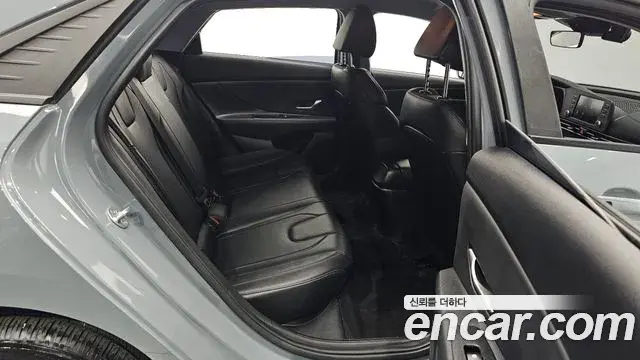 Hyundai Avante 2021 — Photo 11/20