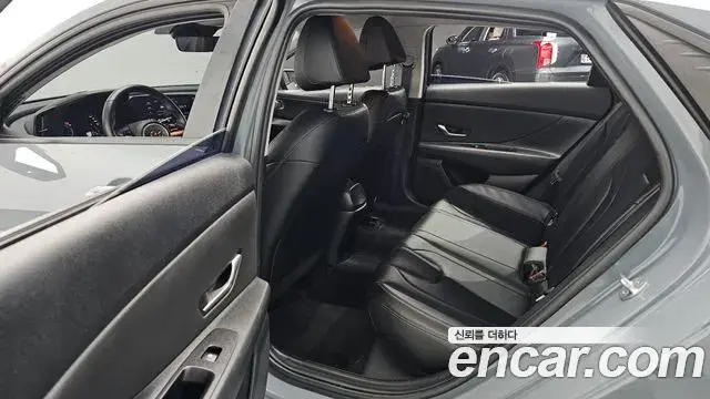 Hyundai Avante 2021 — Photo 12/20